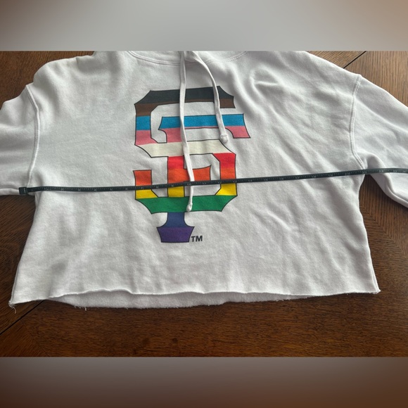 San Francisco Giants Cropped Rainbow Pride Logo Hoodie Sweatshirt Sz M - Picture 5 of 7